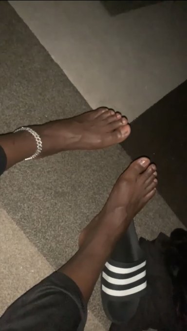 C.O.C Mr.TeenY 🤣 https://t.co/M86nXYGKLU https://t.co/IfNshY9kSL