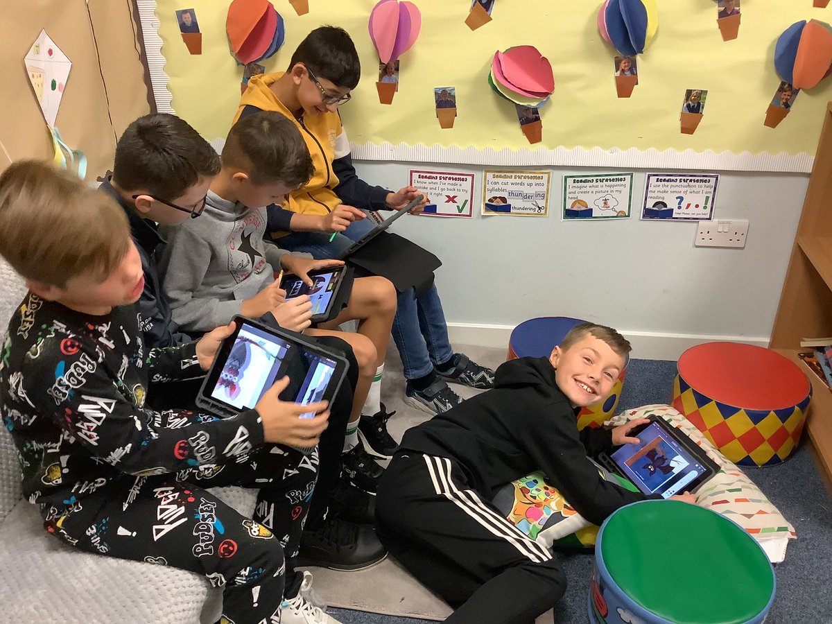 Mrs Robertson tweet media