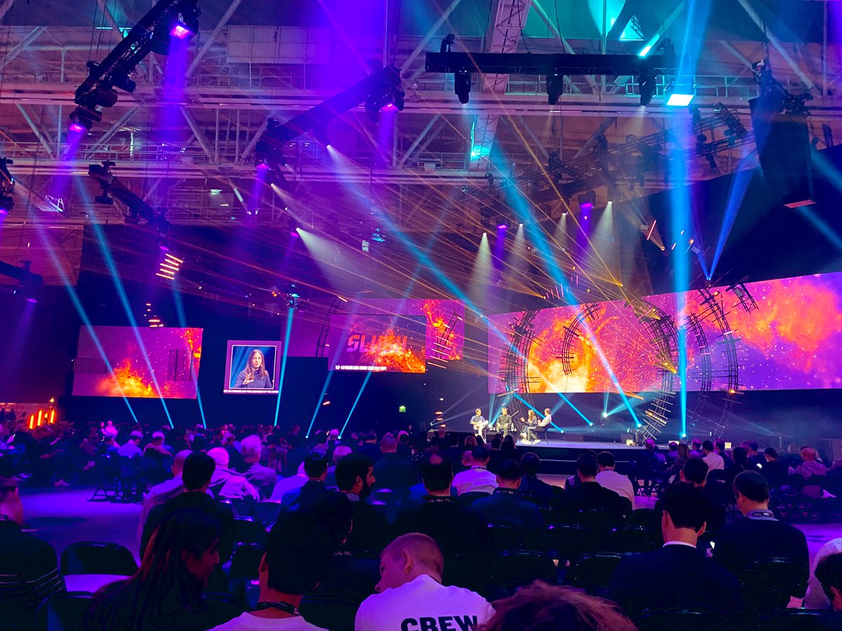 Excellent discussion by <a href="/gopigment/">Pigment</a>’s <a href="/EleonoreCRESPO/">Eléonore CRESPO</a>, <a href="/boltapp/">Bolt</a>’s <a href="/villigm/">Markus Villig</a>, and <a href="/FlixBus/">Flix</a>’ <a href="/jochen_engert/">Jochen Engert</a>!
“Building global category leaders out of Europe”
#whyireland #investinireland 🇮🇪 ☘️ <a href="/IDAemergebiz/">IDA - High Growth Companies</a>