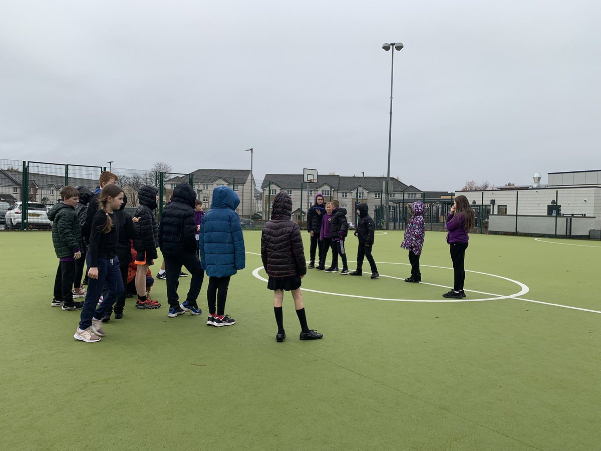 Mrs Robertson tweet media