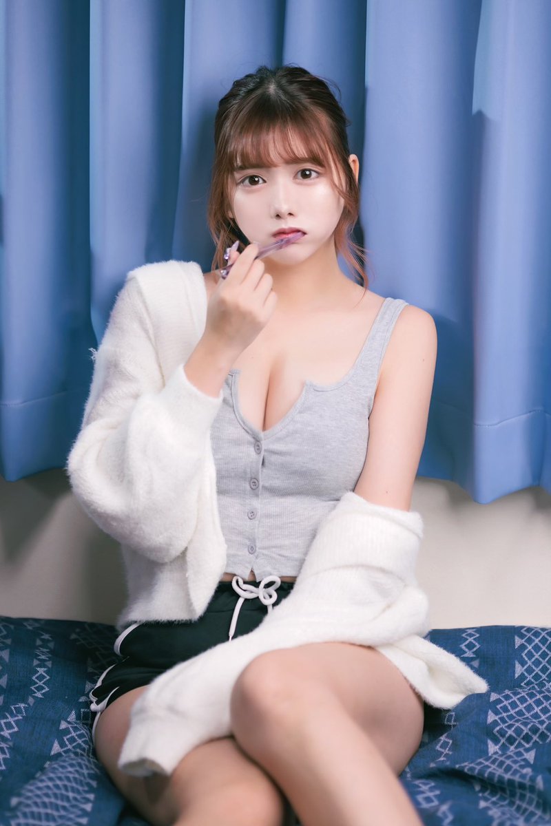 まゆきちです❣️1215 みてないで早く準備してー！ photo @cozy1215