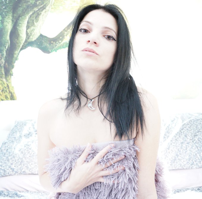 Evanescent like vapor when it dissipates...  https://t.co/mPjaOHZ3sd  🔞 NSFW  https://t.co/Ip62R3e4Og<a href="/tag/model"class="tags"><span>#model</span></a><a href="/tag/photography"class="tags"><span>#photography</span></a><a href="/tag/portrait"class="tags"><span>#portrait</span></a><a href="/tag/italy"class="tags"><span>#italy</span></a><a href="/tag/emotions"class="tags"><span>#emotions</span></a>