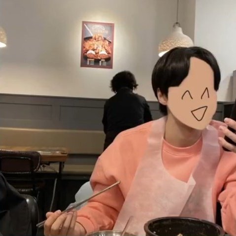 dadoo_kr's tweet photo. 건희식 모자이크        vs       서호식 모자이크 https://t.co/R0Zbysid0m
