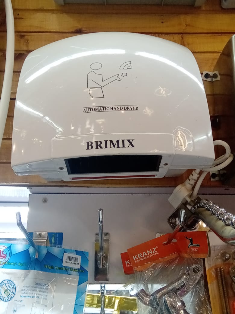 builders_point's tweet photo. Hand dryers cater to every washroom environment. With a focus on drying your hands and keeping your washroom cleaner. perfect hand dryer for a restaurant, leisure facility, school or hospital.
#Whatsapp us via 0717724524

Moses Kuria #GoodByeTwitter #RIPTwitter https://t.co/4RvNgf3bOu
