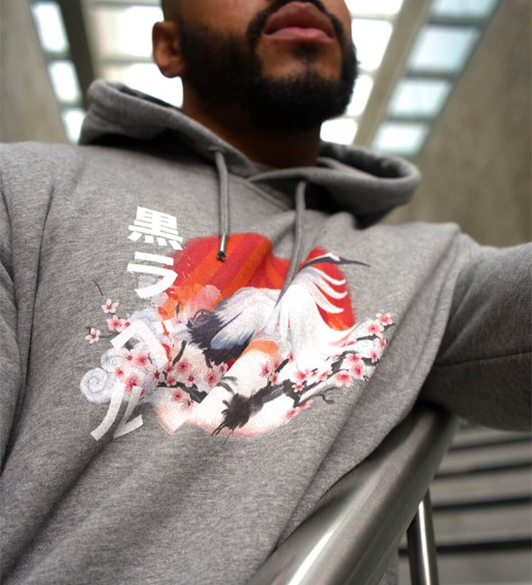 GooooodMorning my fellow #loadedlions    2 days until the #WorldCup2022 &amp; ill be keeping my eye out for <a href="/cryptocom/">Crypto.com</a> ! 🍻🌟 I hope everyone has a boss day today! &amp; an even better weekend! 
please check out <a href="/Blklabel3/">Black Label Clothing - WEARABLE NFTs</a> - a clothing brand built by #crofam    &amp; #loadedlions