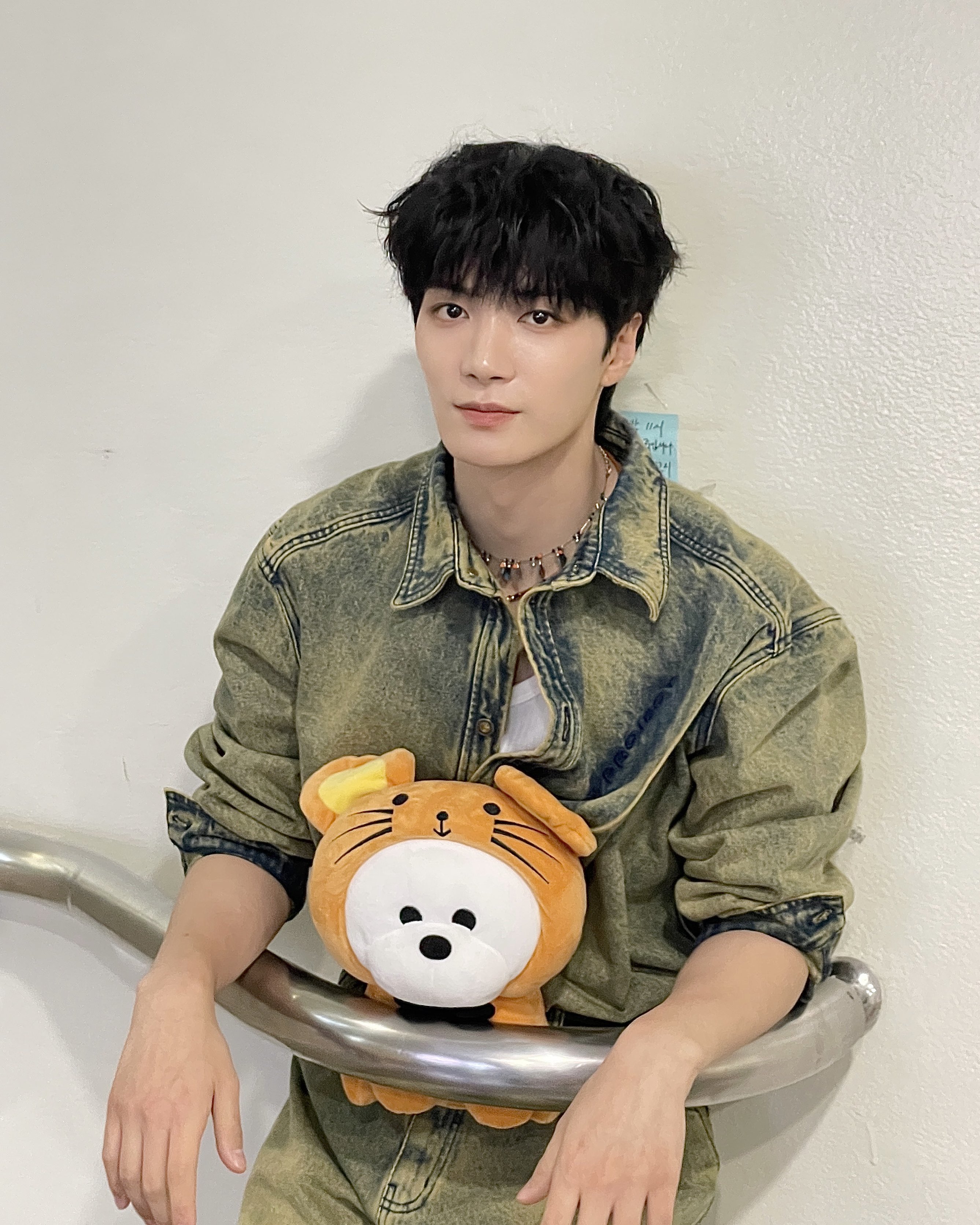 Fh1re7dVQAIGe_9?format=jpg&name=4096x409