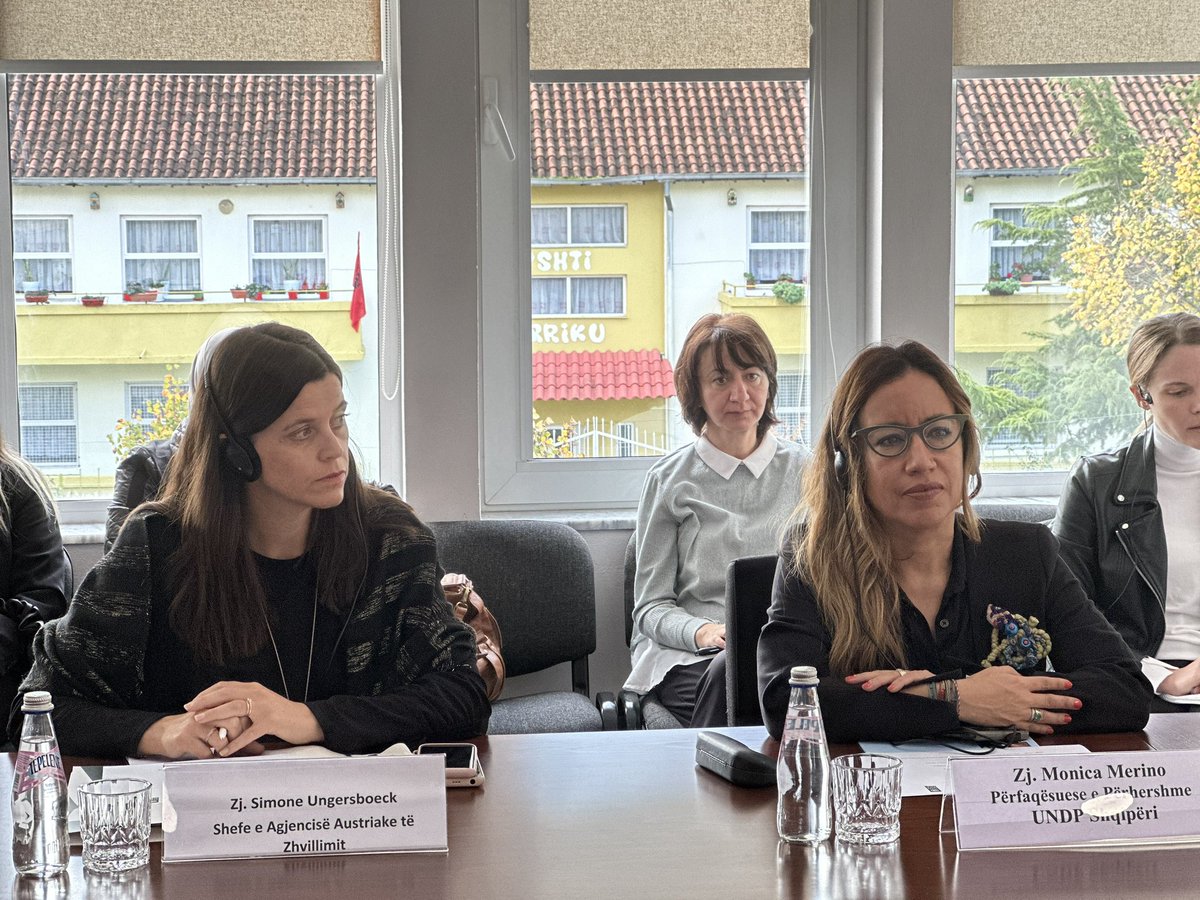 UNDPAlbania's tweet photo. 5000+ ppl w/disabilities,with no income,survivors of domestic&amp;gender-based violence,Roma&amp;Egyptians, LGBTI, &amp; the elderly have equally accessed free legal aid thanks to the 10 FLA centers established with @ADCinAlbania support &amp; in p’ship w @DrejtesiaGovAL @manja_ulsi 
@Ervin_Demo https://t.co/WtN33w0VTC