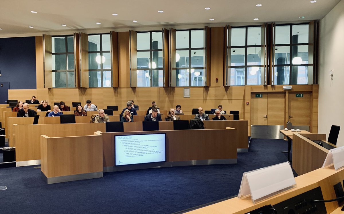 Hoe denken en spreken volksvertegenwoordigers en regeringsleden in <a href="/vlaparl/">Vlaams Parlement</a>⁩ over ⁦@ConstCourtBE⁩? Tobias Mortier en ik geven een paar tentatieve antwoorden op studievoormiddag parlementaire soevereiniteit <a href="/dieKeure/">die Keure</a>⁩ ⁦⁦<a href="/ConstitUGent/">ConstitUGent</a>⁩