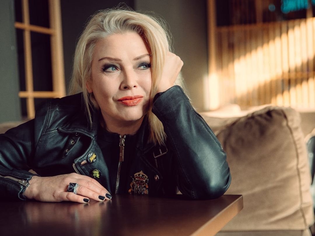 Happy Birthday to Kim Wilde, 62 today 