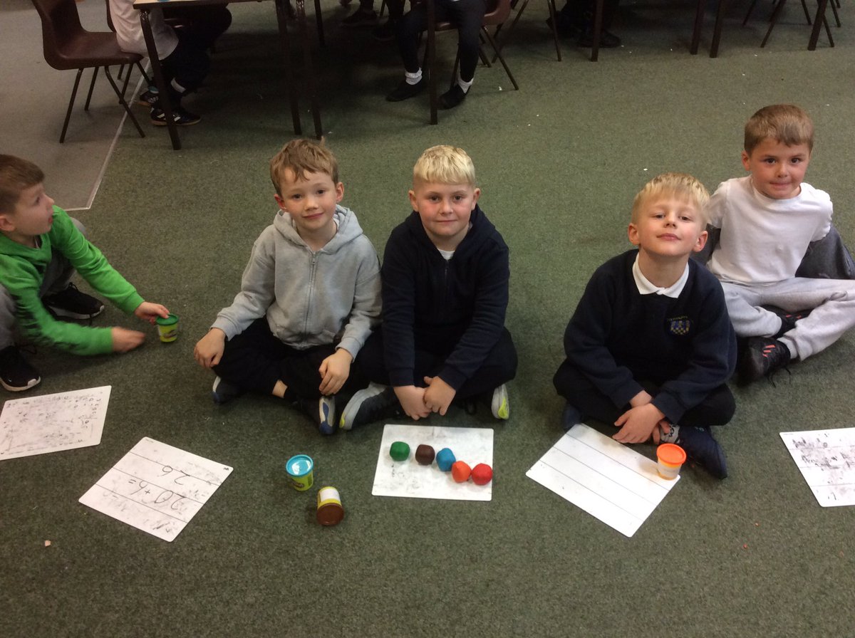 The children have enjoyed using play-doh to make different 3D shapes in Maths this week. #curriculum <a href="/Overthorpe_Acad/">Overthorpe C of E</a> <a href="/O_Year_1_2/">Year 1-2</a>