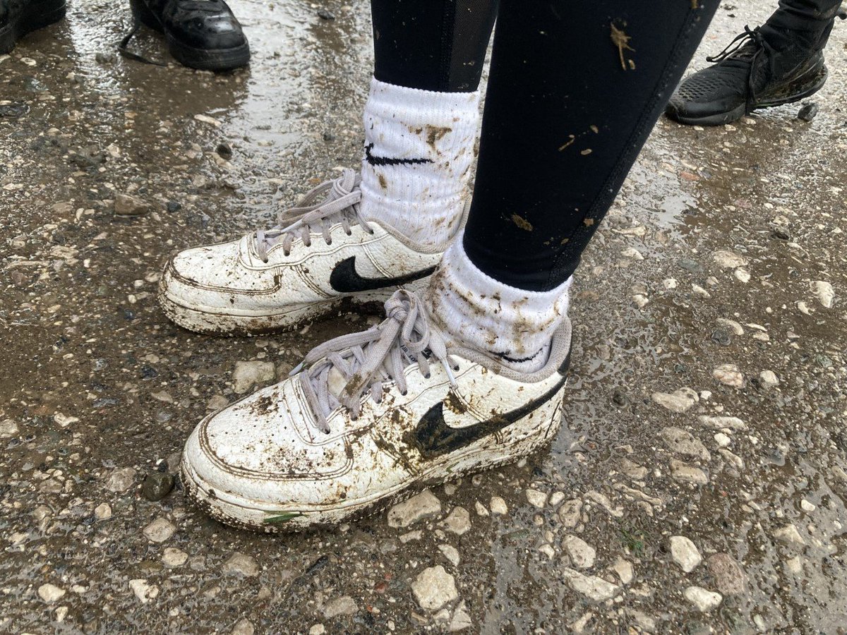 leftwichhigh's tweet photo. What a difference 2 weeks makes to the weather
Planning and preparation is key 
Well done Yr11 it was very wet in Kingsley https://t.co/23uYVsNEZn