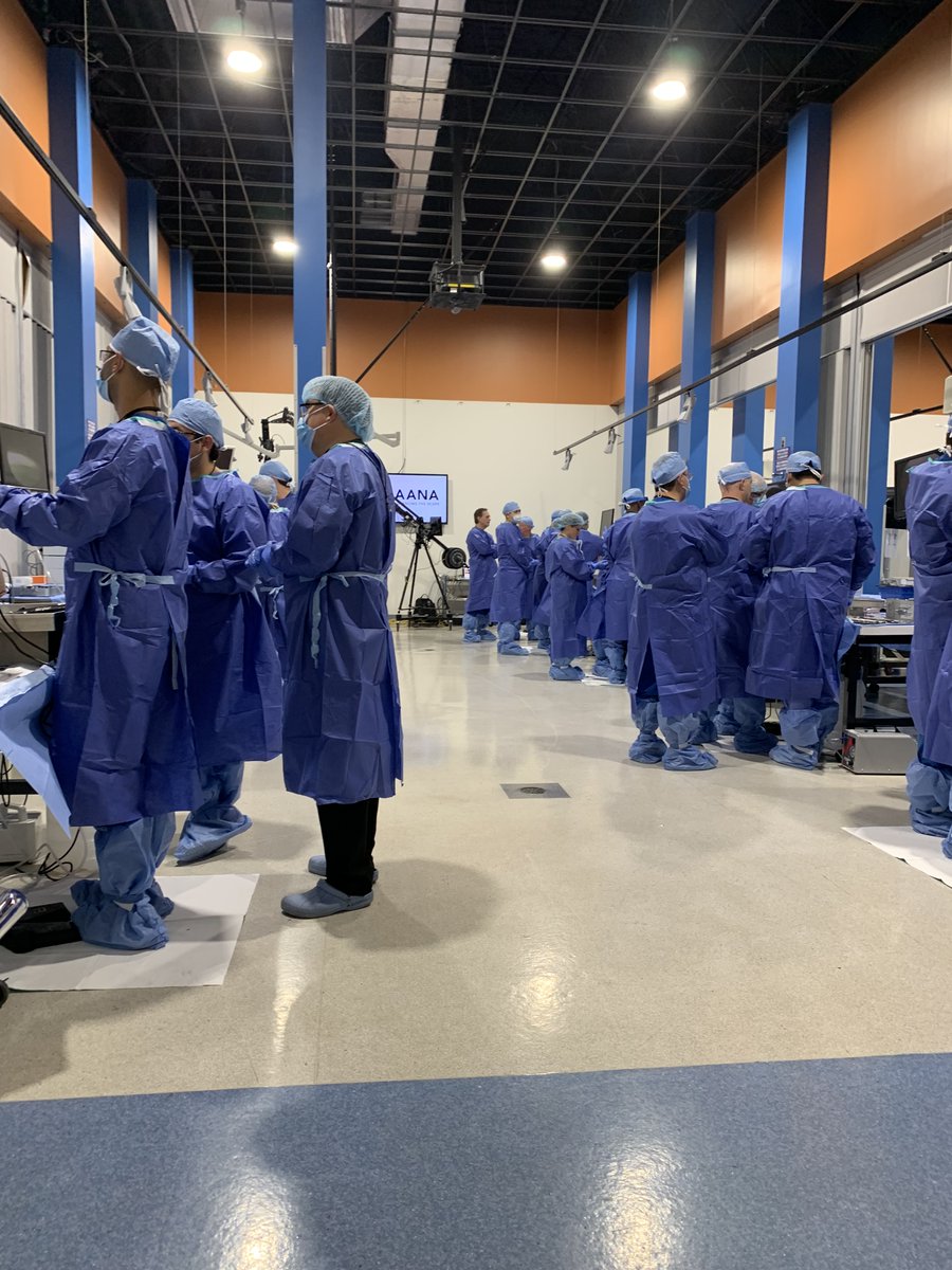Welcome to Day 1 of the #ISAKOS &amp; <a href="/AANAORG/">AANA</a> Knee and Shoulder Arthroscopy Lab in Florida!

Learn more: bit.ly/3fmmMCH