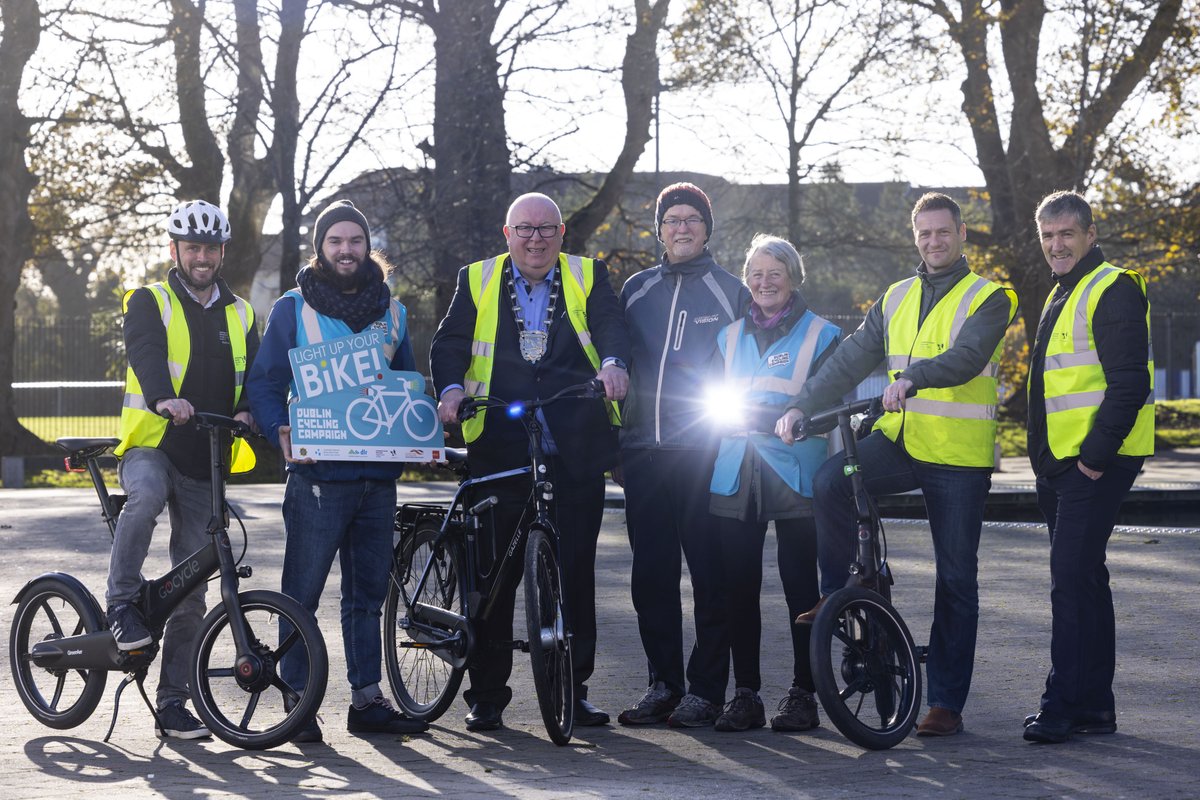 Light Up Your Bike this Winter To Avoid Fines &amp; Fear!
The four Dublin Local Authorities, An Garda Síochána, the Road Safety Authority, and the Dublin Cycling Campaign have joined forces to Light Up Your Bike this Winter to avoid road accidents
Read more: bit.ly/3EnFT84