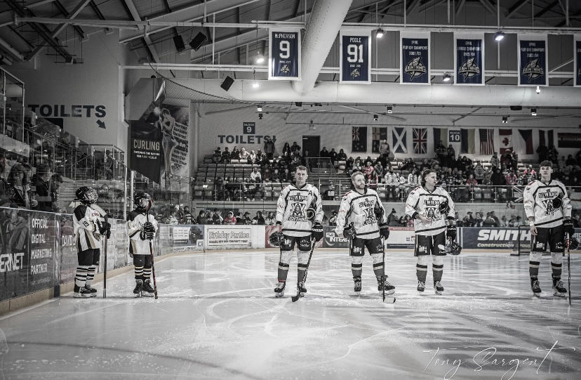GBS_Rowan's tweet photo. Part 1: Another very talented member of Rowan Class put his superb ice-skating &amp; hockey playing skills to great use; warming up the crowd as a mascot for the prestigous MK Lightning Ice Hockey team! Wowzers! #GBS4PE #GBS4Arts https://t.co/JXDaslawEH