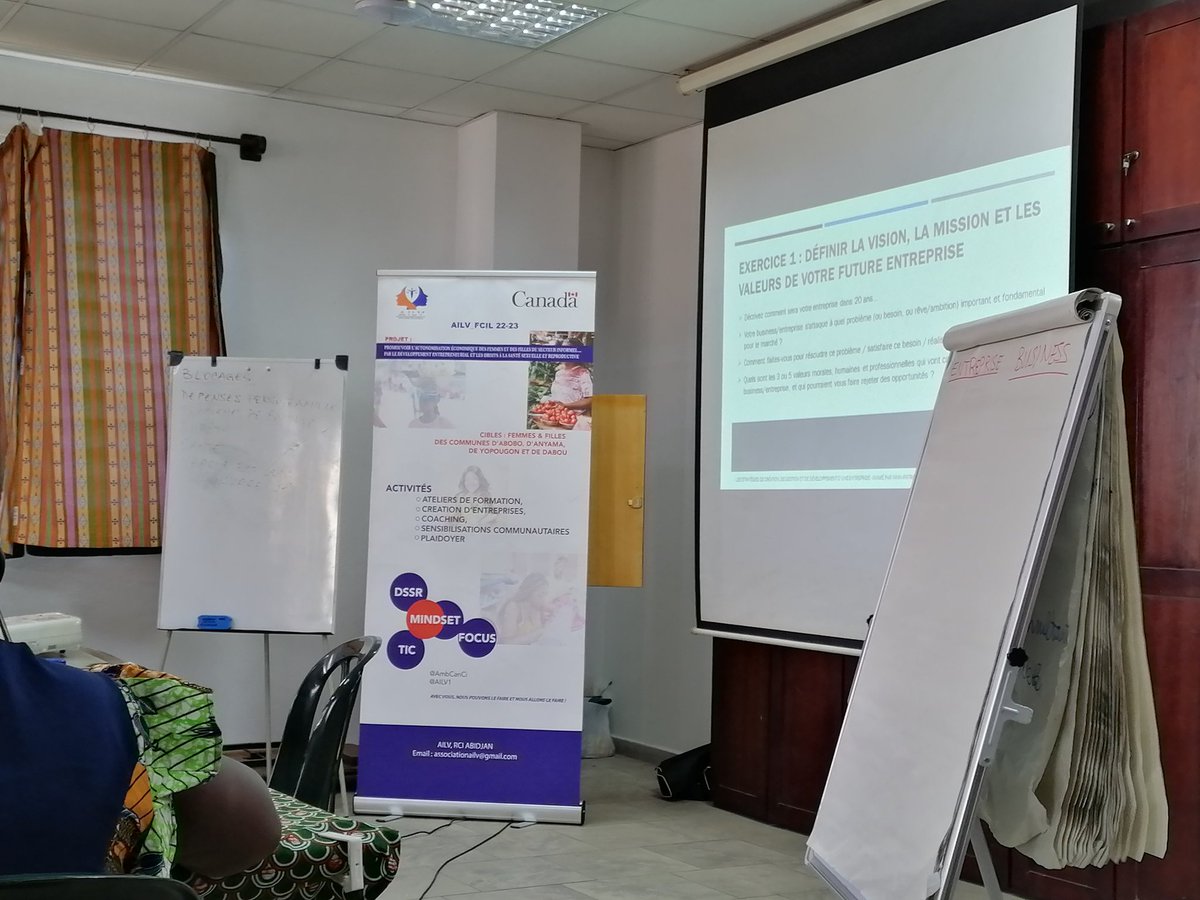 AILV1's tweet photo. Projet Ailv-FCIL 22-23
Etape 4 de la formation à la création d'entreprise ce 18.11.22 avec les femmes et filles de la commune de Yopougon.
@AILV1
@AmbCanCI
@yannpatrickK
@womenempowerment https://t.co/iuR9I8y7q0