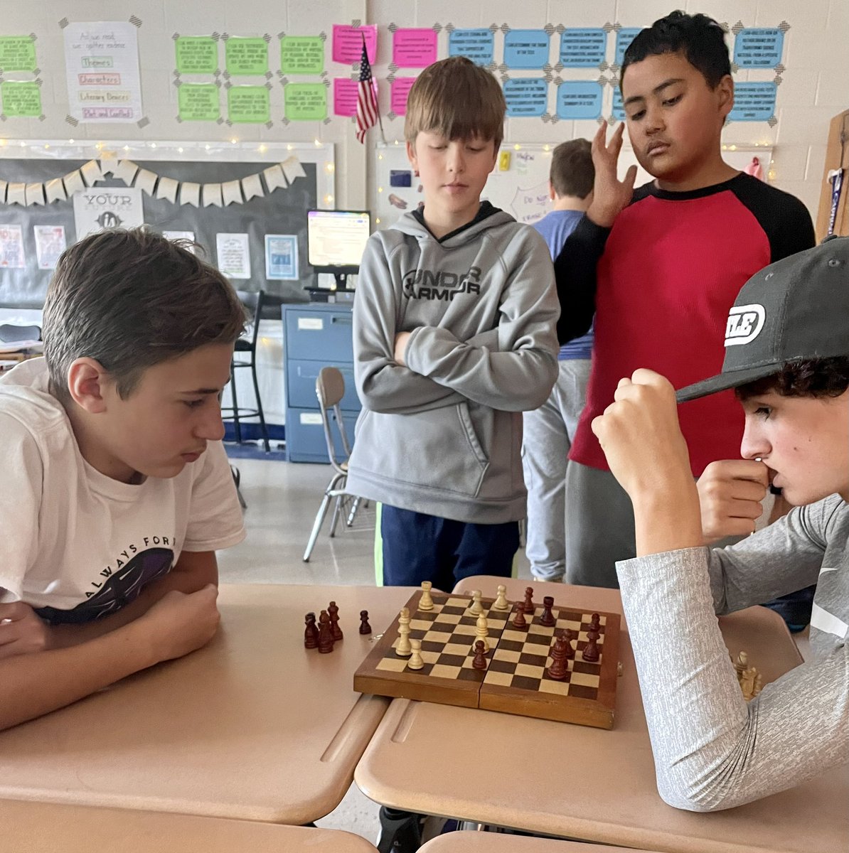 Mrs. Radka tweet media