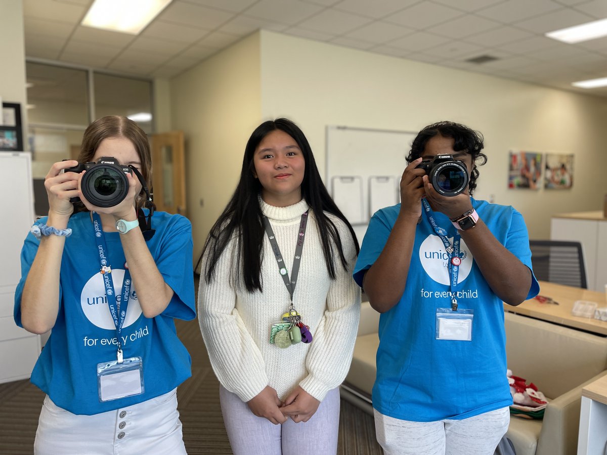 BISHouston's tweet image. Meet our World Children's Day media team, Zoe and Sruthi and principal for the day, JJ! #KidsTakeOver
#naecreateyourfuture #BISHouston #NAEUnicef #NAEWorldChildrensDay #NAETheAmericas