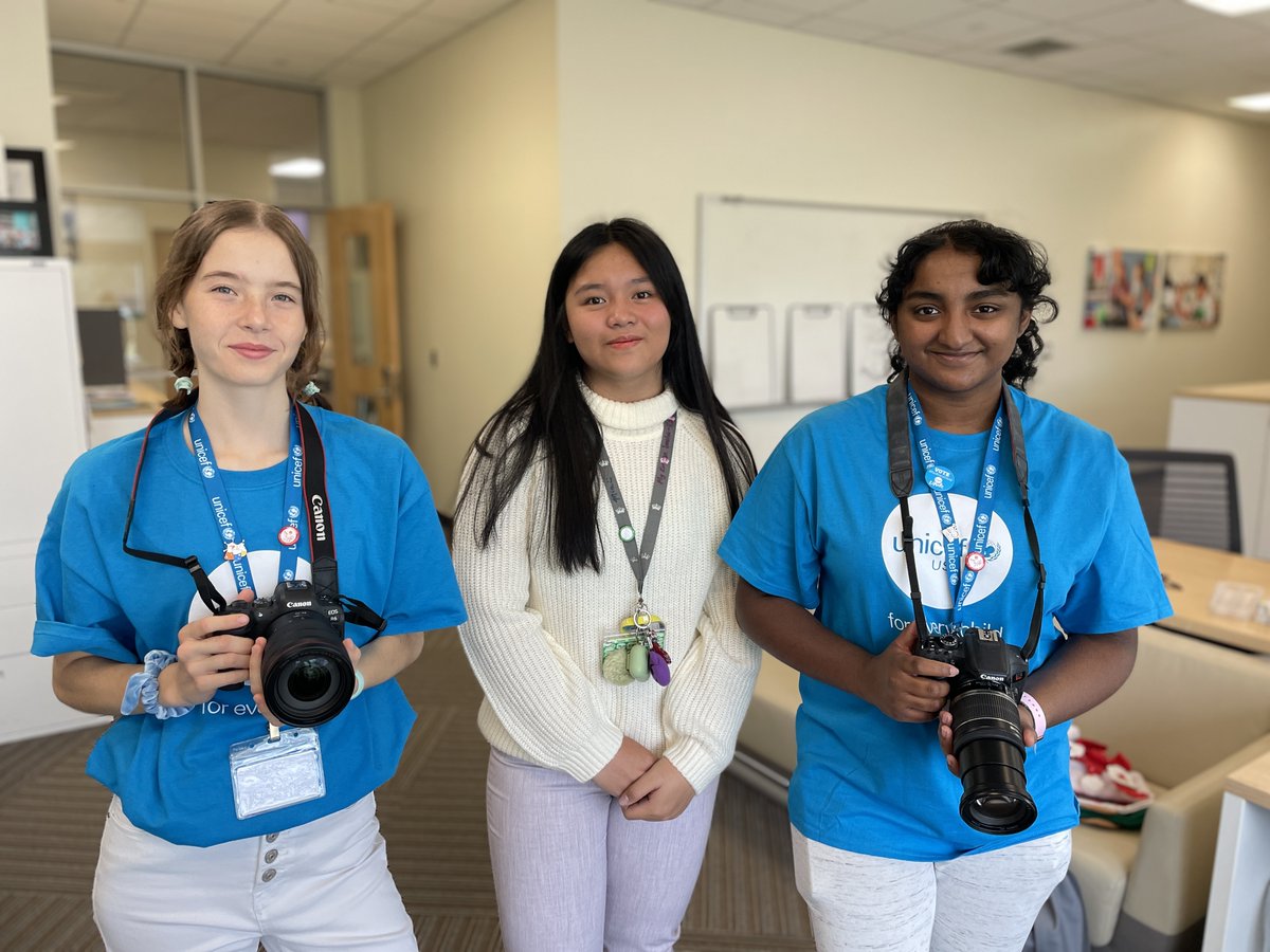 BISHouston's tweet image. Meet our World Children's Day media team, Zoe and Sruthi and principal for the day, JJ! #KidsTakeOver
#naecreateyourfuture #BISHouston #NAEUnicef #NAEWorldChildrensDay #NAETheAmericas