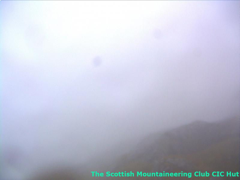cicwebcam's tweet photo. #cichut #northface #bennevis #mountaineering Current weather. 3.22C, humidity 97.8%, recent gust 4mph, direction N https://t.co/THVoGJXTcr