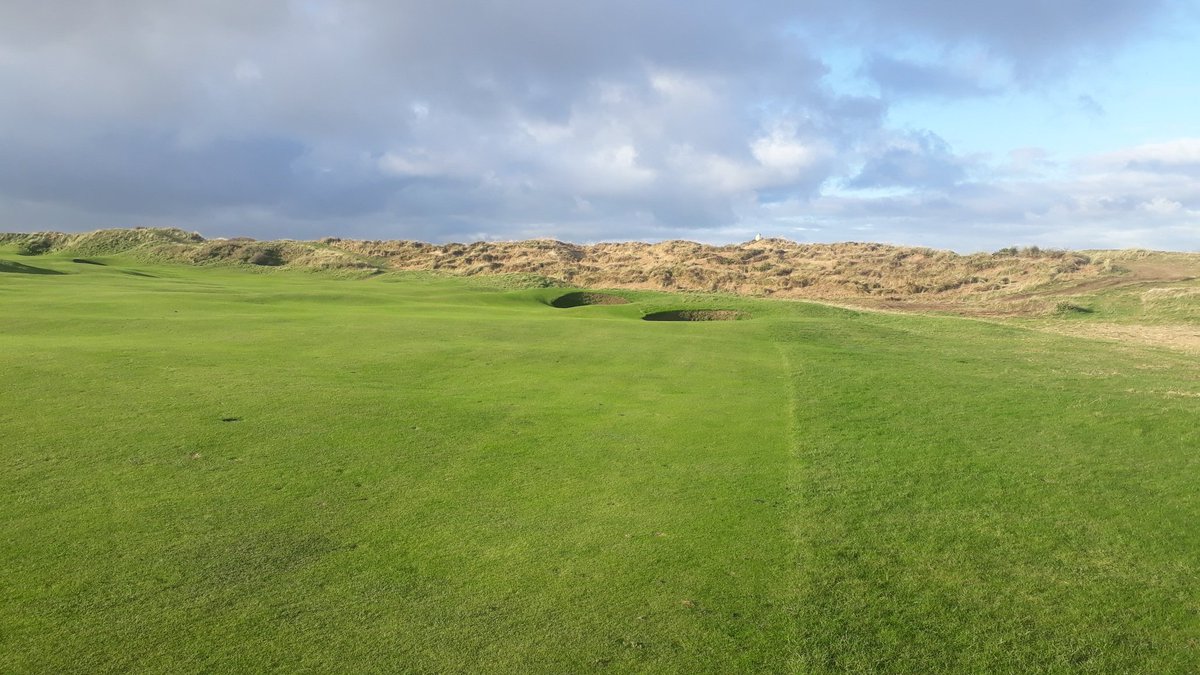 10th hole dune restoration complete <a href="/royalbirkdale_/">Royal Birkdale Old Profile</a> 
Large area of leggy gorse flailed,roots removed,sand shaped,marram grass blocks and sprigs planted.
Great shaping again by Joe massam😎
Top work by blocking and sprigging team in some brutal weather.
#topteam