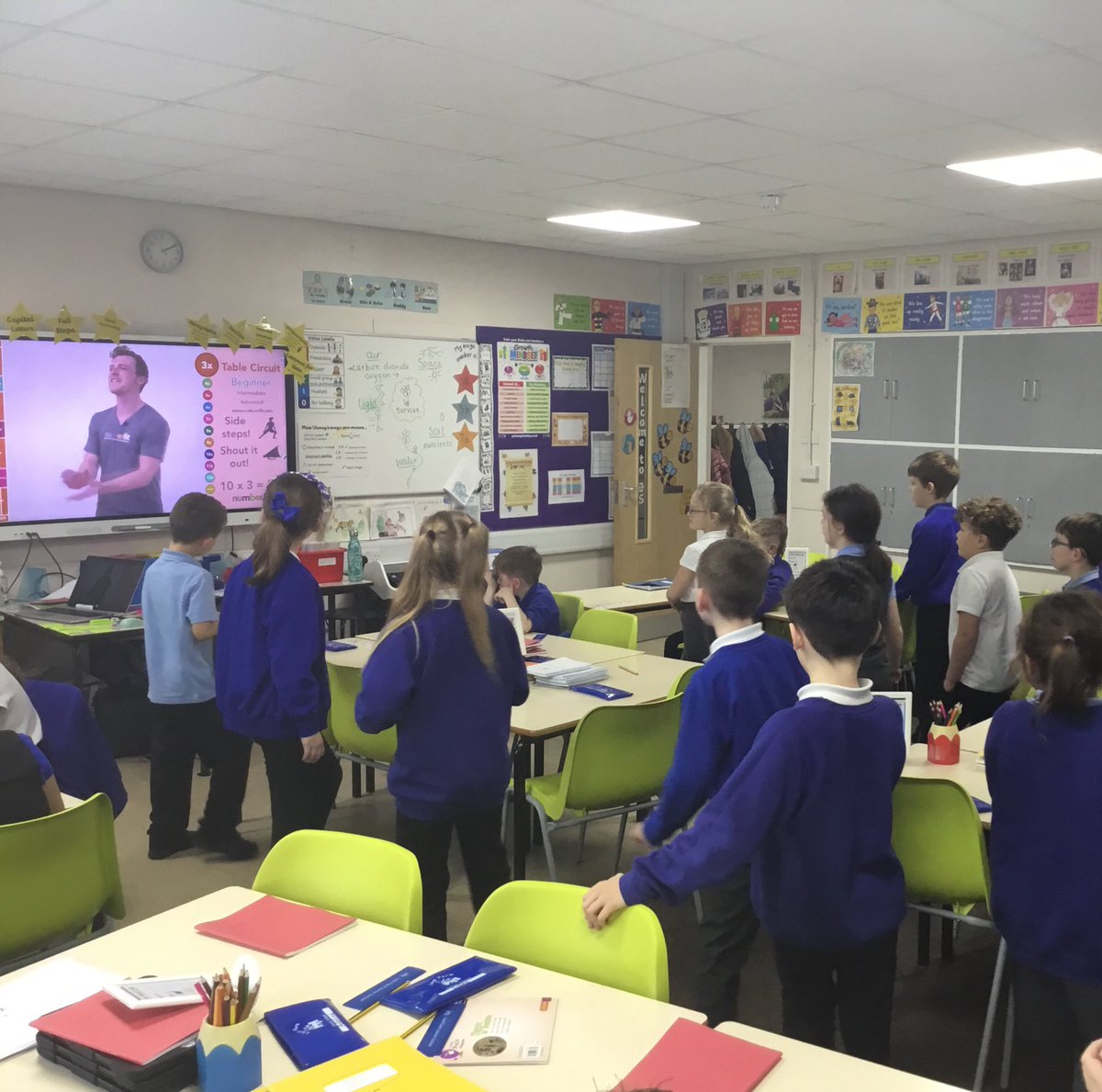 LeysFarm's tweet image. Year 3 had fun completing the #MWE table circuits as a quick brain break in the afternoon! #lfjsmaths #mathsweek2022 #MathsWeekEngland