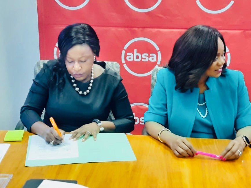 Mizinga Melu tweet media