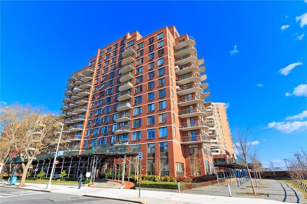 FillmoreRE's tweet image. PRICE REDUCED🔻: 3111 Ocean Parkway, Unit 8H, Brooklyn, NY 11235

1 🛏️ Bedroom, 1 🛁 Bathroom | Oceanfront Condominium 

Call Giuseppe Papalia at 📱718-541-9423 to schedule a private showing!

#BHHSFillmore