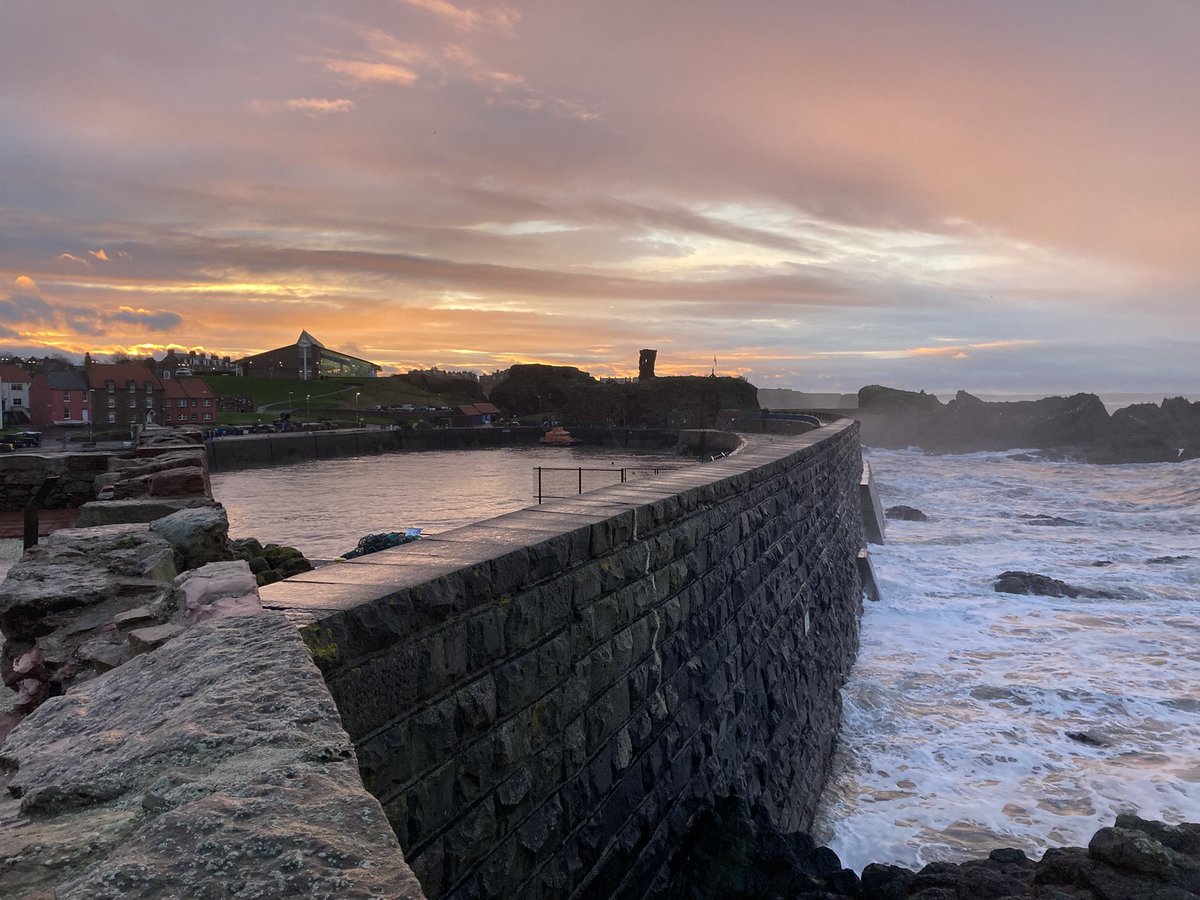 Beautiful evening #harbourlife #EastLothian #Dunbar