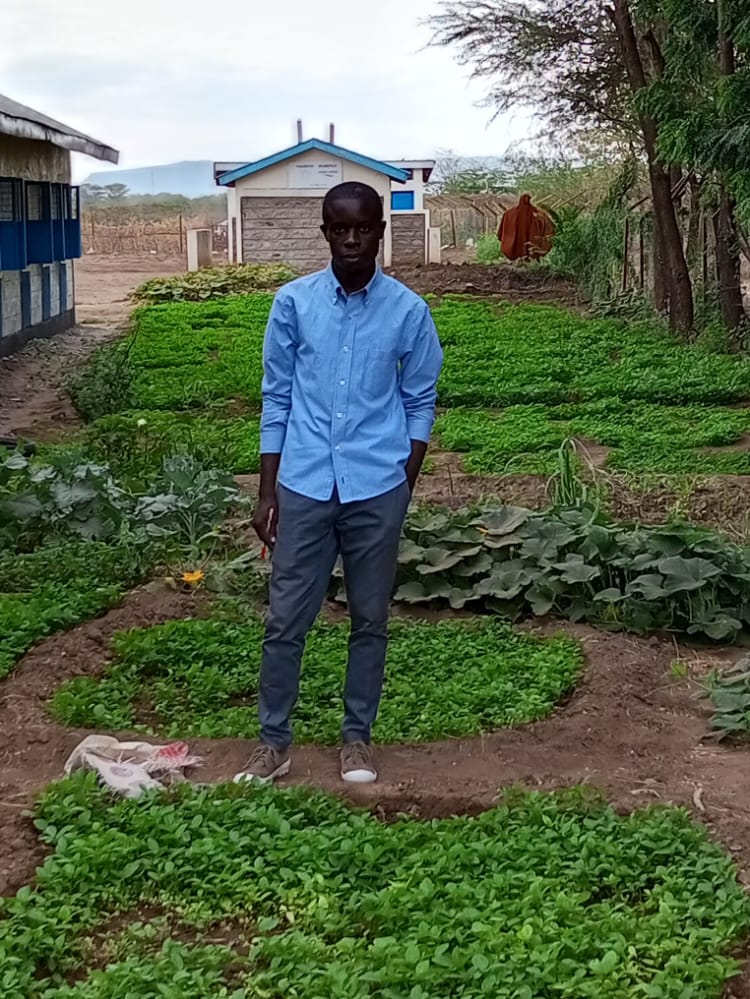LutulaAndre's tweet photo. #Permaculture Education in kakuma Refugee camp, is one of our activities Running by #SACVI.
due to shortage of food and changing living standard of Refugees.
Especially vulnerable. https://t.co/QuTc8psPWy