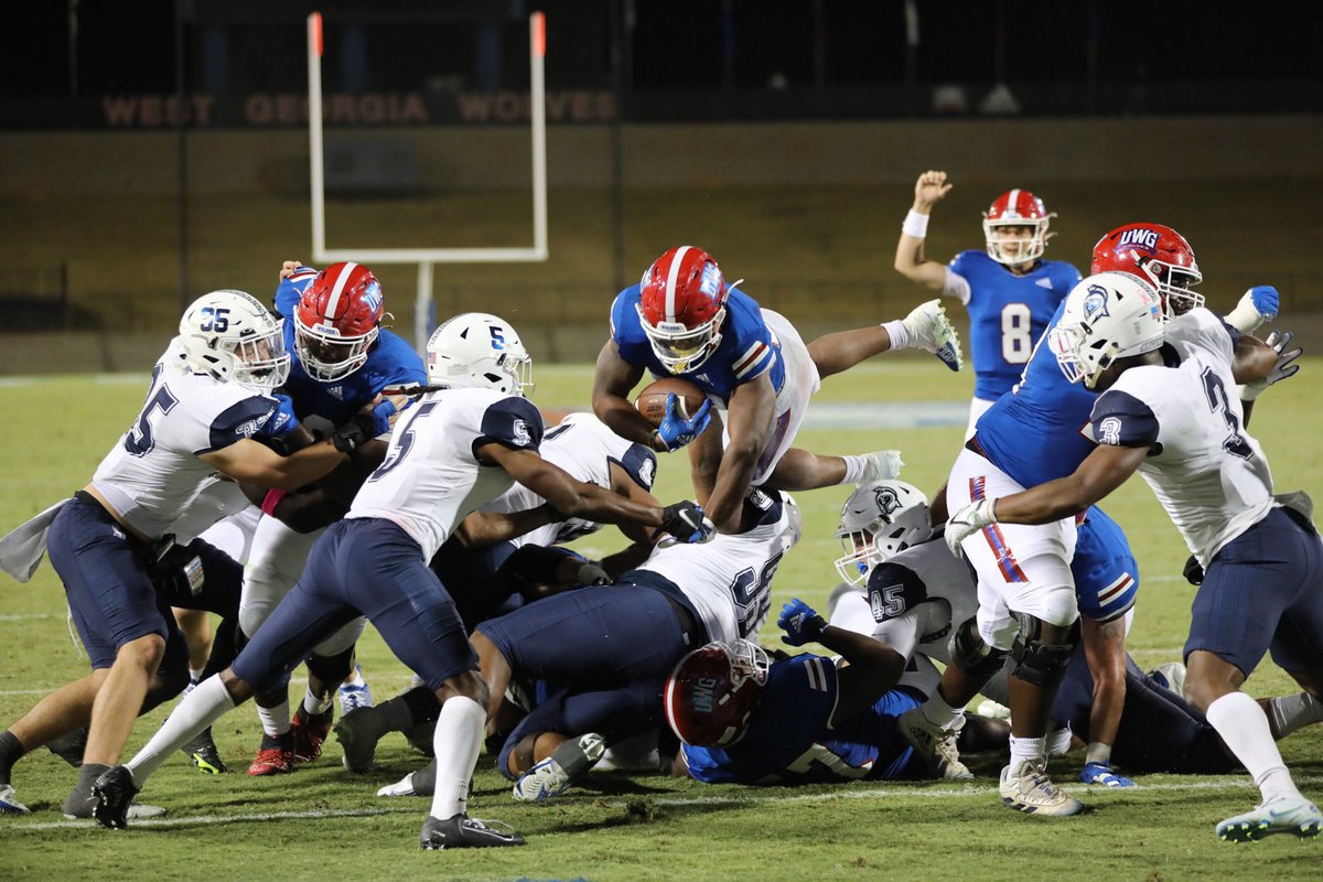 fbcoachspurlock's tweet photo. S/O to @CoachD_Dean and @UWGFootball for recruiting our area! See you in Commerce at the #NEGAUpstateSCrecruitingfair https://t.co/h84dxMRWtr
