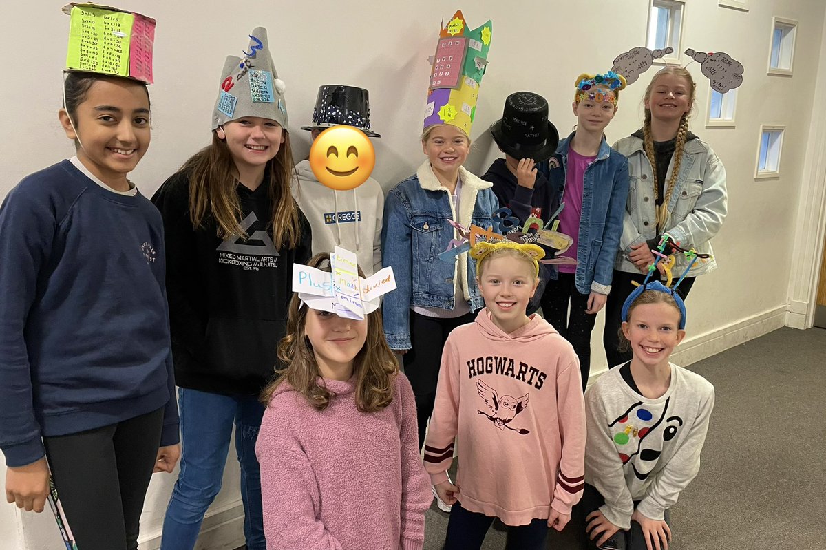 DanesfieldY6's tweet image. Check out Y6’s impressive Maths head gear! Fantastic effort and creativity all round! 👏🏻 #mathsweek2022 @DanesfieldSchl