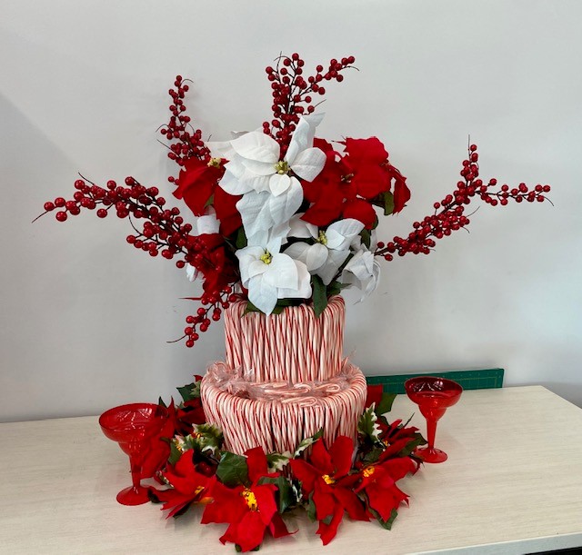 Join us today for a Crafts double header.
Kids for after school crafty fun 3:45 p.m.
Adults, get mocktails (YUM!) &amp; an evening of crafty gift making fun 5-6:30 p.m.
Call 305-743-5156 for more information
fb.me/e/22eYVg9E2
#mocktailsandCrafts #marathonfl #MCPLMaraFL