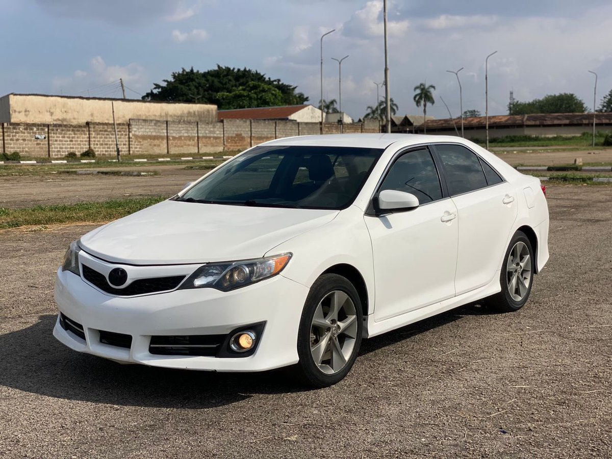shefibra_s's tweet photo. 2012 Toyota Camry Sport available for distress sale. 

Foreign Used. 

Factory Equipped with

Turbo  airflow. (Gives the power bike sound when you accelerate. 

Super clean interior

Untampered Engine and Gear.

Extra cool AC system. 

Available for #5.1m naira. 

Not negotiable https://t.co/BgBZPTAYaN
