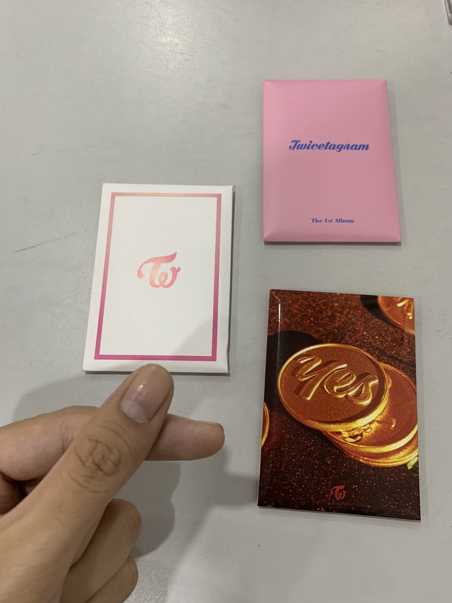 jigjjirit's tweet photo. 💌 ~ @fortheseoulph #FTSFeedbacks

twice pob sets came home! ready to start my collection. thank u so much! ✨🫶🏻 https://t.co/9NZ34BnV63