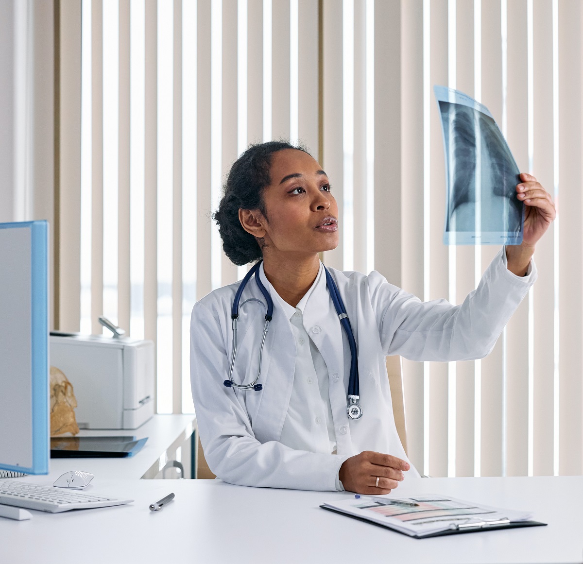 #GlobalHealth specialists have never been as important. Join the fully online PGDip in Global Health Research from <a href="/TropMedOxford/">Tropical Medicine Oxford</a> and <a href="/info_TGHN/">The Global Health Network</a> and take the first step towards a successful career in this vital field.

Apply now 👉ox.ac.uk/admissions/gra…