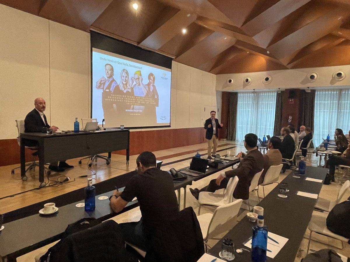 Marin Jovanovic (@marinjovanovic) on Twitter photo Key Note by <a href="/RodrigoRabetino/">Rodrigo Rabetino</a> at International Conference of Business Servitization (ICBS) 2022 Malaga! Key Note by <a href="/RodrigoRabetino/">Rodrigo Rabetino</a> at International Conference of Business Servitization (ICBS) 2022 Malaga!