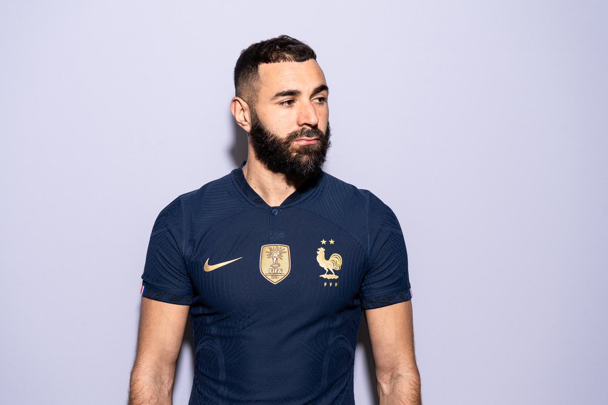 talkSPORT's tweet photo. Who is better? 🤔 

🔁 RT for Benzema 
❤️ Like for Kane 

#TSWorldCup https://t.co/5YbpejnujB