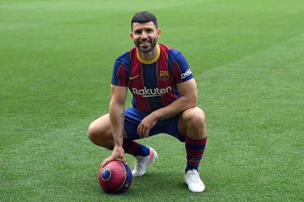 33kvms's tweet photo. Le Barça a quand même eu les 4 meilleurs 9 de la décennie https://t.co/XwFHadEWBo