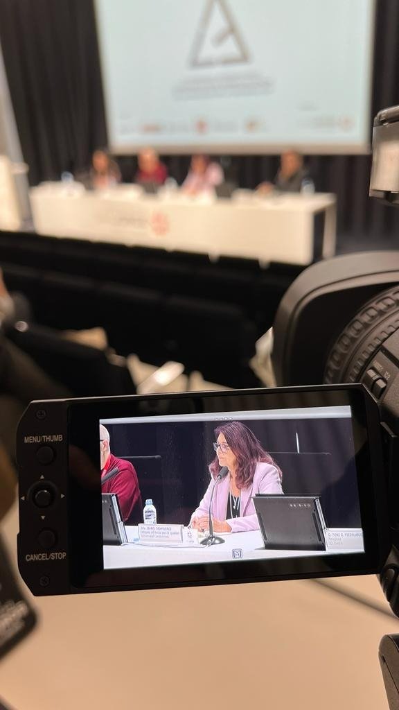 CongresoCE's tweet photo. 📹🔴 EN DIRECTO: Tendencias en la comunicación especializada.
Antonio G. Piedrabuena. 
Isabel Tajahuerce. 
Javier Calvo. 
Modera: Irene Achón. 

@_usj_

https://t.co/ZiXnrPOtyP https://t.co/psS0mh0afZ