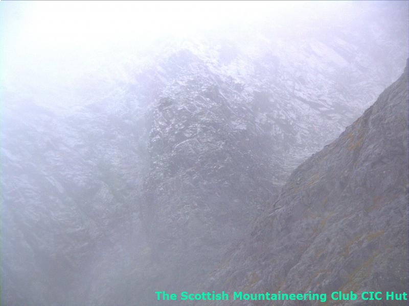cicwebcam's tweet photo. #cichut #northface #bennevis #mountaineering Current weather. 2.9C, humidity 95.6%, recent gust 8mph, direction NE https://t.co/YHfelwV7h4