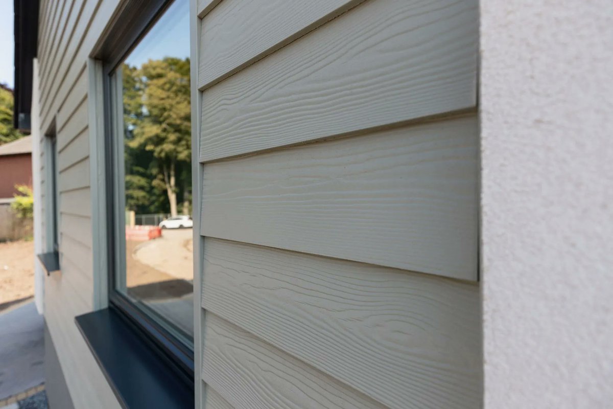 All of our homes include triple-glazed windows to ensure your home stays cosy and keeps your energy bills low 🏡📉

To discover more about our sustainable homes visit 👉 buff.ly/3fGoN8F