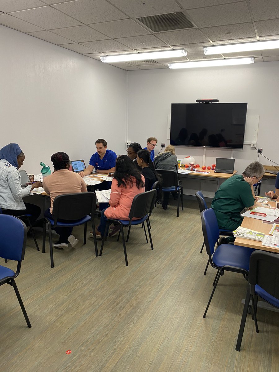 Tissue viability and Practice Development team promoting pressure damage awareness in PPH today #stopthepressure <a href="/Emmaphillips012/">Emma Phillips 💙 💙💛</a> <a href="/LindseyClark29/">Lindsey clark</a> <a href="/sianymarv/">Siany 💙🧵👨‍👩‍👧‍👦🐈NHS 🌈🏴󠁧󠁢󠁷󠁬󠁳󠁿</a> <a href="/sianyhopkins/">Sian Hopkins</a>