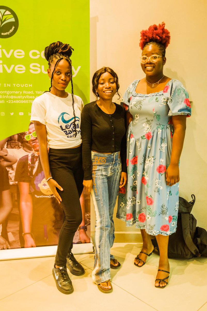 SustyVibes's tweet photo. Meet @oluwaseyiAOD, our amazing Executive assistant 🤗💚

She's holds the fort down for us and ensure that things go smoothly 💪🏾

She's very fun, proactive and passionate 🤩

Swipe to learn more about her!

#SustyVibesleaders #volunteering #community #SustyVibersRock https://t.co/LtEcTaS7zj