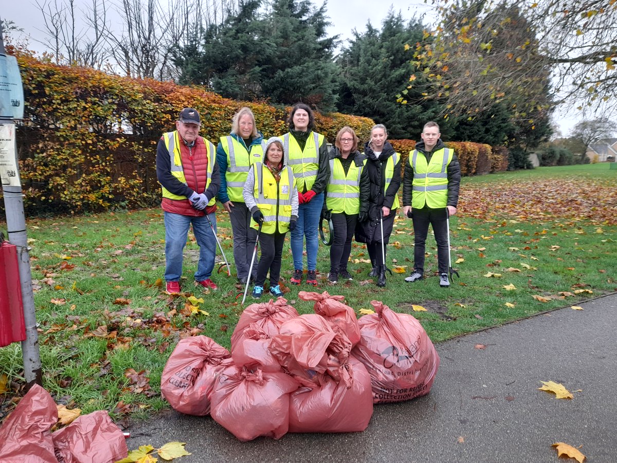 FenlandCouncil's tweet photo. Many thanks to the March #StreetPride volunteers who joined a litter pick organised by Sanctuary Housing Development Team yesterday.

@WeAreSanctuary arranged the pick as part of a sustainability fortnight to coincide with #COP27. https://t.co/MBVFTW6M5E