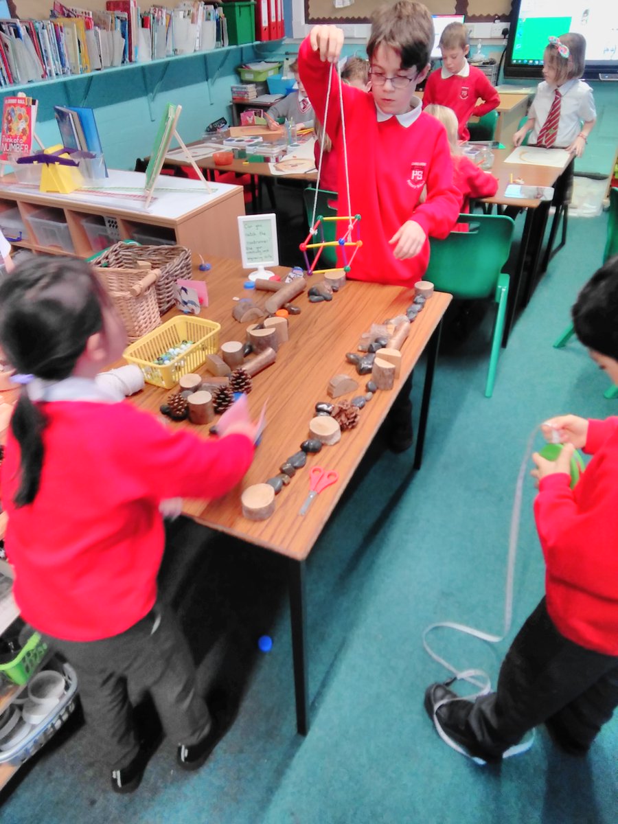 Carolside_PS's tweet image. Our creativity and engineering skills are being used to help Wylie Coyote catch the Roadrunner.  We have been using our Creative Thinking steps: wonder, explore, plan, create, test, celebrate and redesign.  Fabulous contraptions!  #CPSSTEAM #ERCSTEM