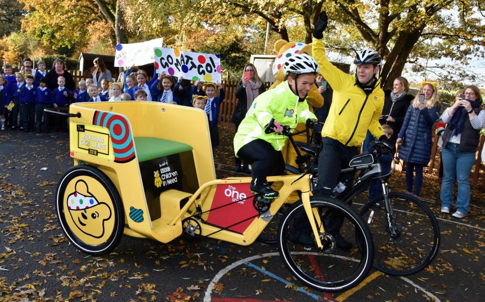 🛵Remembering a few years ago when the #ChildrenInNeed rickshaw went passed a school that one of our teams was at - we all had to go out and wave 🙋

⭐️It was a FANTASTIC example of #teamwork with everyone involved #WorkingTogether 👏

📷: <a href="/Gazette_Harry/">Harry Pamely</a>