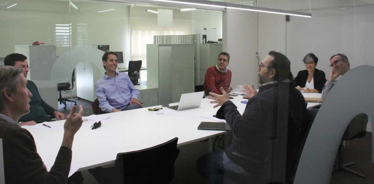 ICS_unav's tweet photo. 3⃣‘Ciencia - La ciencia’, presentado por Martiño Rodríguez-González, de #EASH. Invita a reflexionar sobre la forma de investigar, de ‘hacer ciencia’ y de generar conocimiento que contribuya al progreso de la sociedad. https://t.co/ZY4xi55ZMI