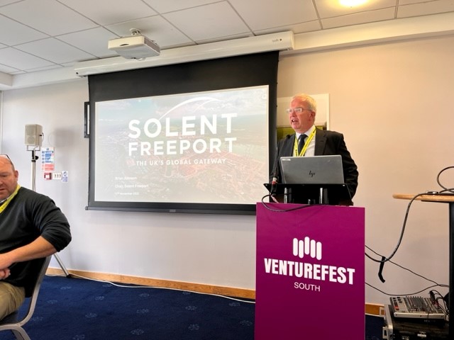 halffullstu's tweet photo. Superb morning for @MUKSolent at @VenturefestSO yesterday discussing #Solent's outstanding maritime innovation ecosystem. https://t.co/2gXPI4q9c9