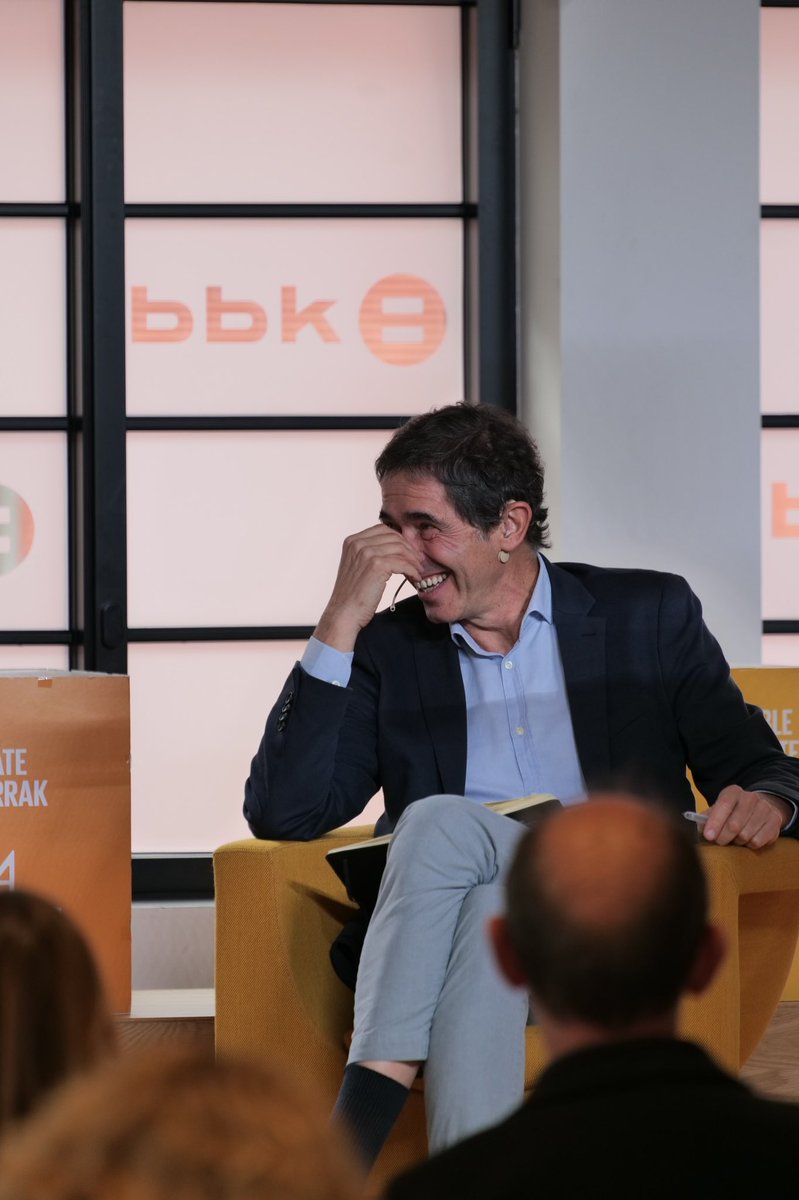 🎙 @CarlosMataix1 “creo que se esta abriendo camino en Europa de políticas de innovación y de transformación, y ojalá se extienda a más países.”

<a href="/bilbao_udala/">Bilbao [Udala - Ayuntamiento]</a> <a href="/BBK_Kuna/">BBK Kuna</a> 

#greendigitalconference #bilbao