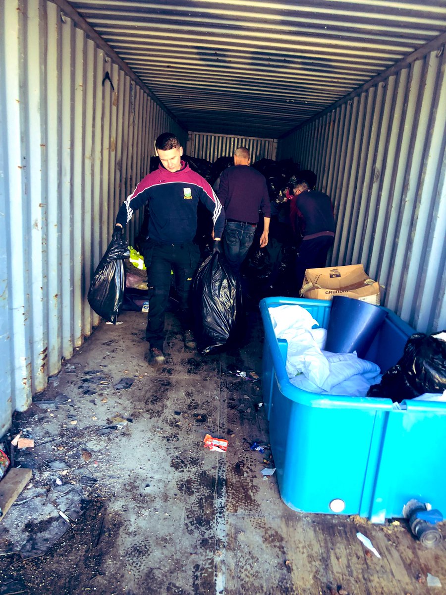 annaduffgaa's tweet photo. Annaduff GAA wish to thank all who donated clothes bags over the summer we sent off a whopping 4 ton of clothing today !!! #Clothescollection #LeitrimGAA #Drumsna #Annaduff #Dromod #OurParish #YourCommunity https://t.co/3nnOjmnqlv